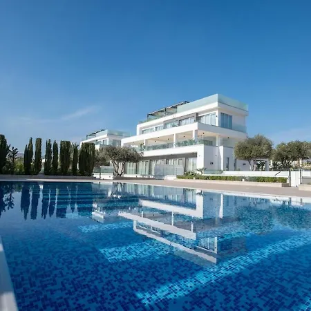 Penthouse By Mv In Cyprus איה נאפה