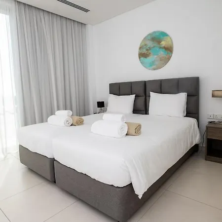 Penthouse By Mv In Cyprus בית נופש *